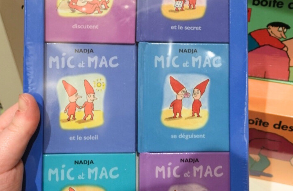 Coffret de six petits livres cartonnés de Nadja Mic & Mac
